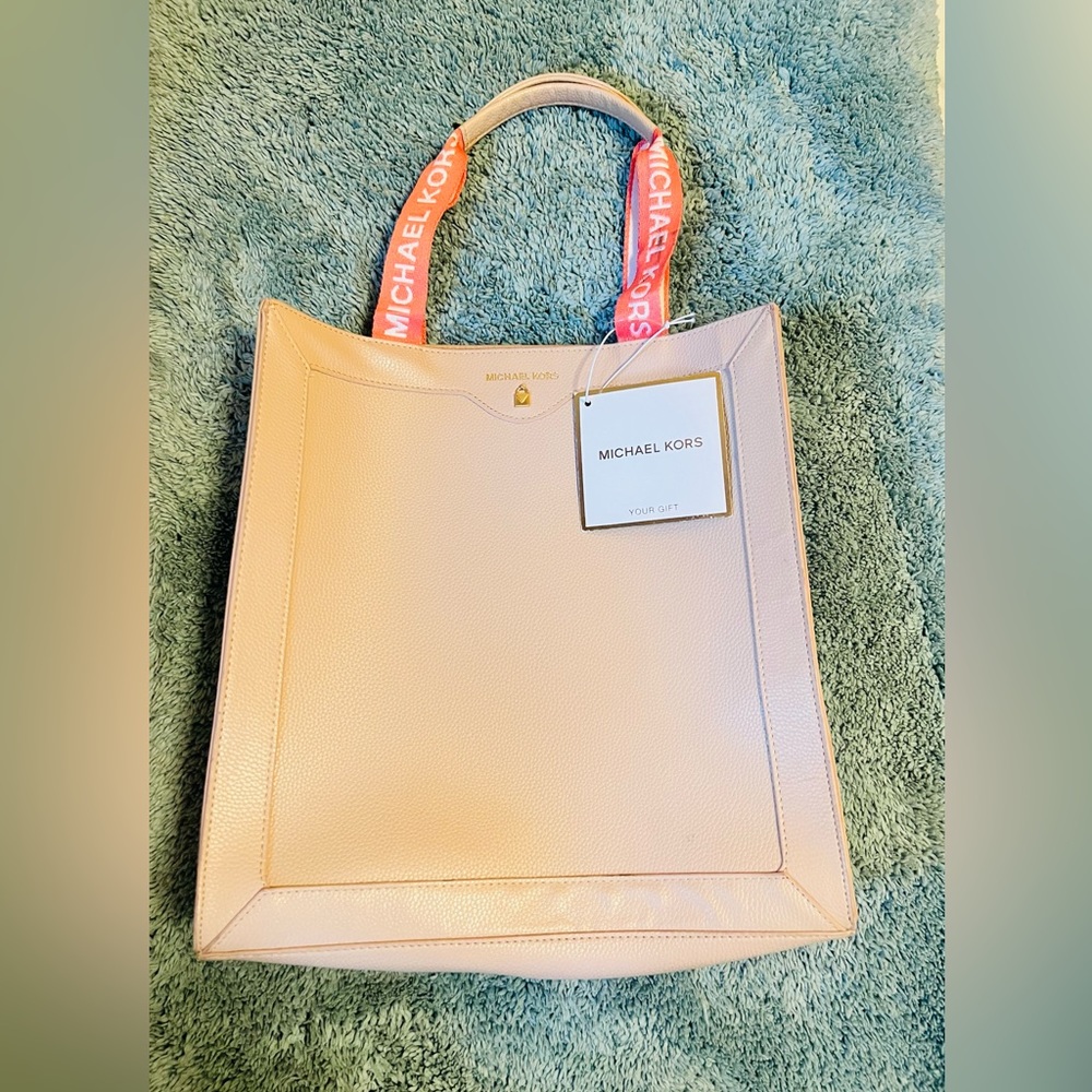 Michael Kors Tote